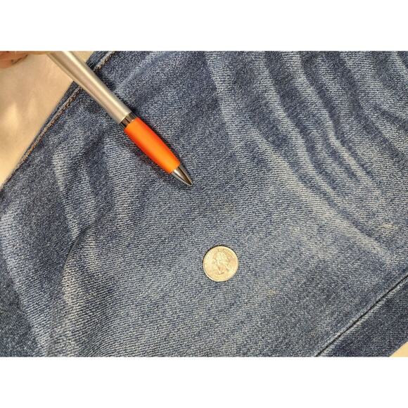 6 Short American Eagle Jeans Womens Hi-Rise Girlfriend Ripped Button Fly Distres - Picture 14 of 16